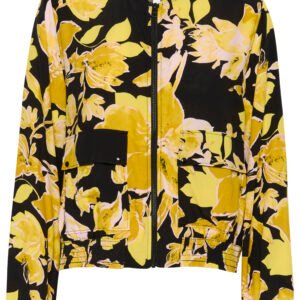 Γυναικείο bomber jacket Saint Tropez με μαύρο φόντο και artistic floral μοτίβα σε χρυσοκίτρινες αποχρώσεις, φερμουάρ και oversized τσέπες, σε studio γκρι φόντο.
